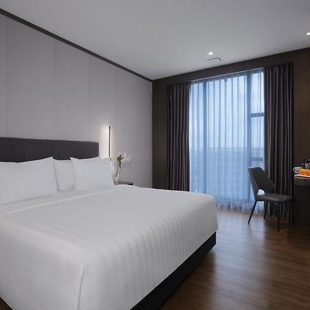 Harper Premier Nagoya Batam Hotel Kültér fotó