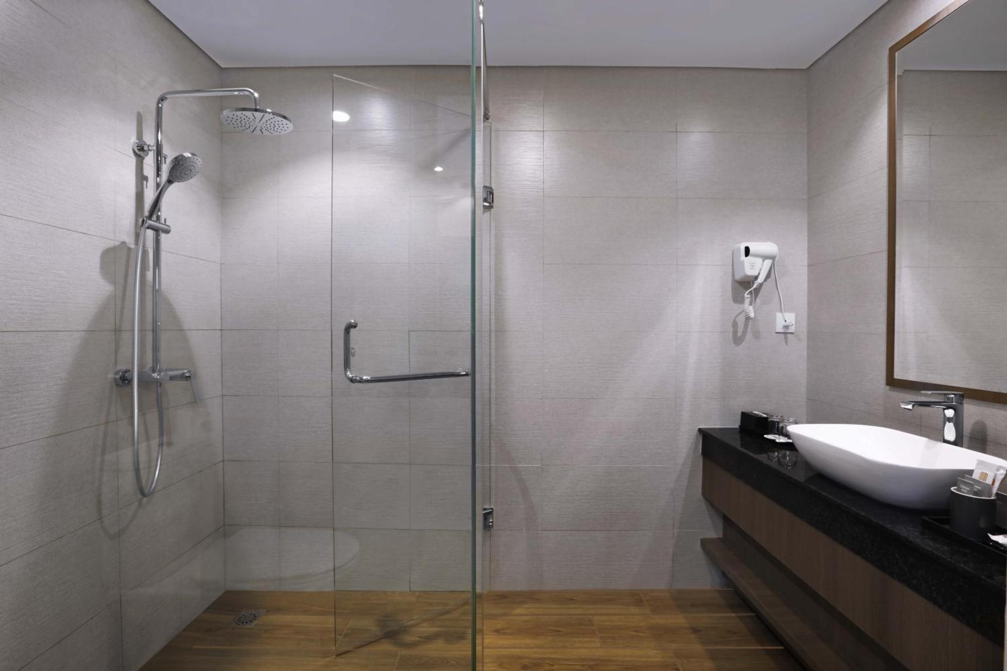 Harper Premier Nagoya Batam Hotel Kültér fotó